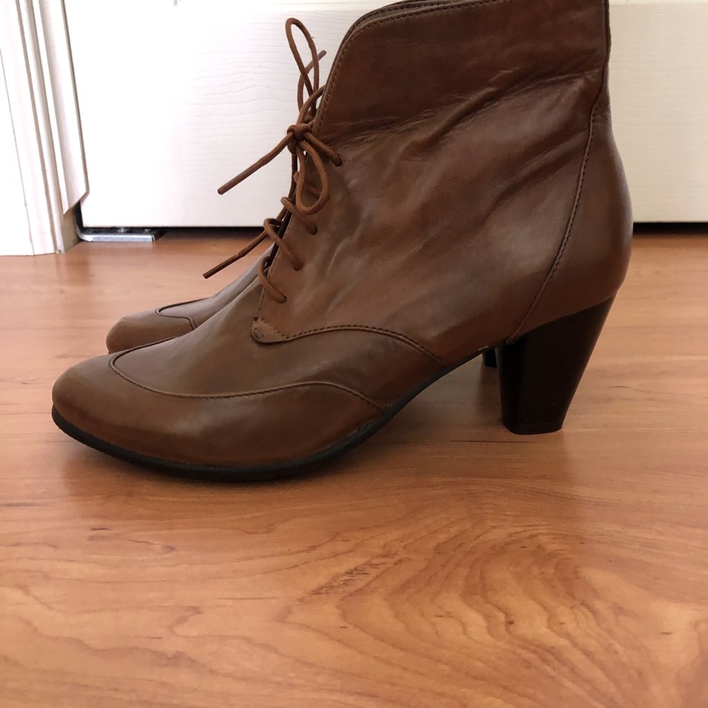 Spring Step Nwt Booties - image 2